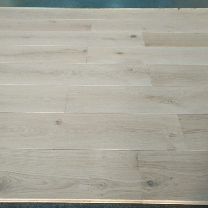 Campania 190 Oak Classic Grade Unfinished Oak