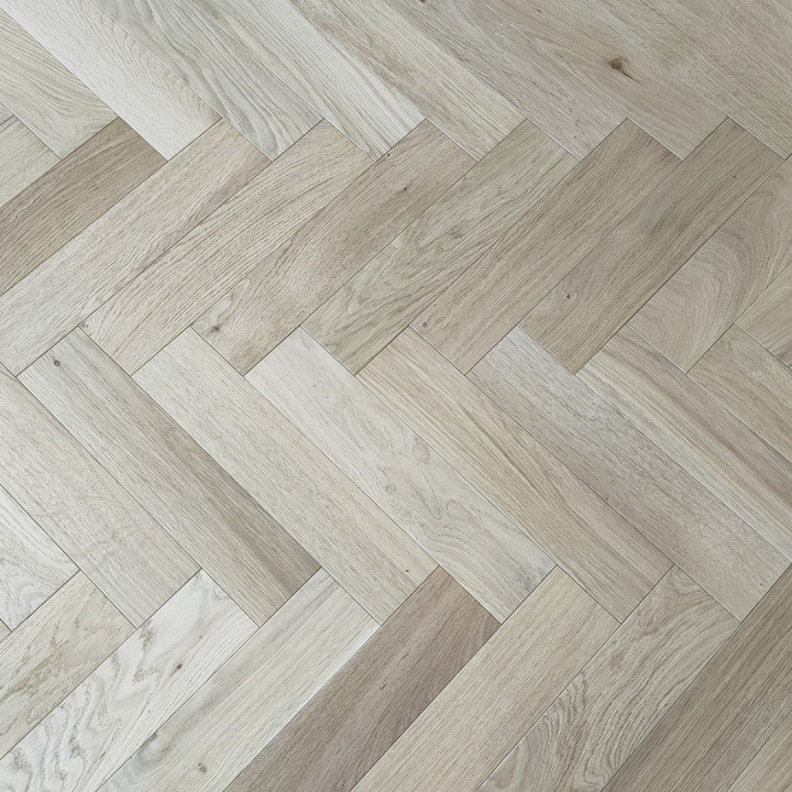 Developer Oak Herringbone Invisible Oiled