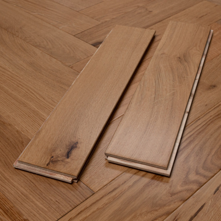 Schoolhouse Lacquered Oak Herringbone