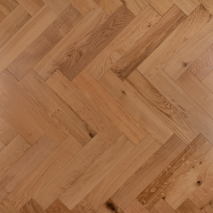 Schoolhouse Lacquered Oak Herringbone