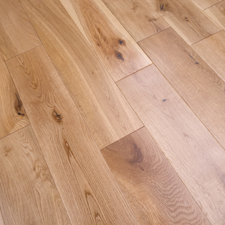 Suffolk Solid Oak Lacquered 125mm Plank
